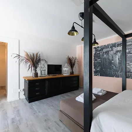 Ebi Vacation - 切尔维亚