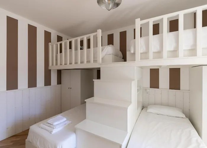 Semesterbostad Ebi Vacation -